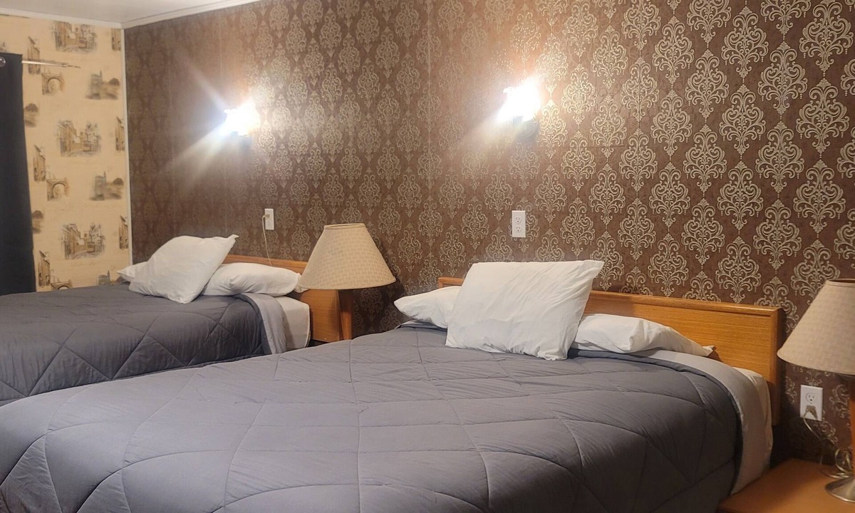 Neepawa Hotel | Neepawa motel