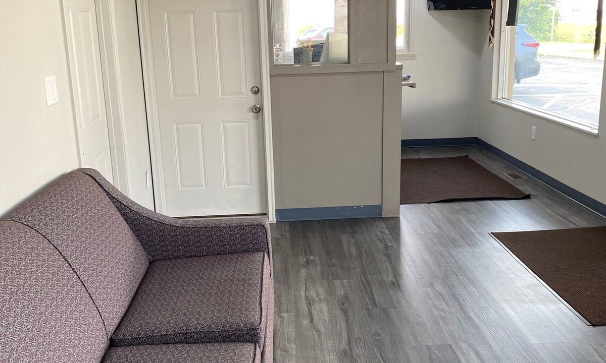 Eaton Hotel | New Budget inn