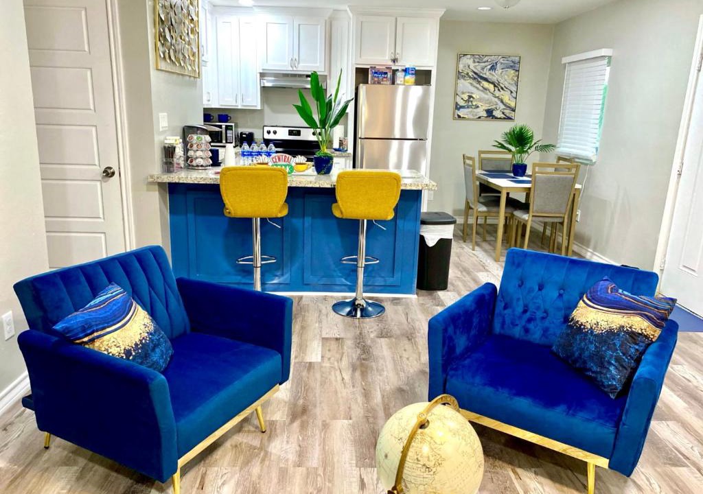 Weslaco Apartment | NEW! close to Downtown, Malls & Premium Outlets, with Balcony