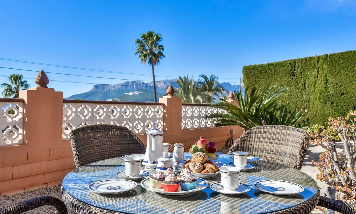La Empedrola House | Nice apartment in villa for 6 people with pool, WIFI, TV and terrace