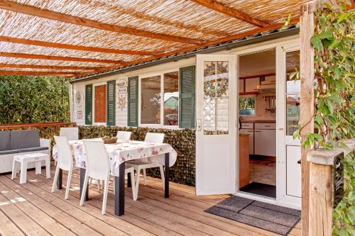 San Piero a Grado House | Oasis on the river