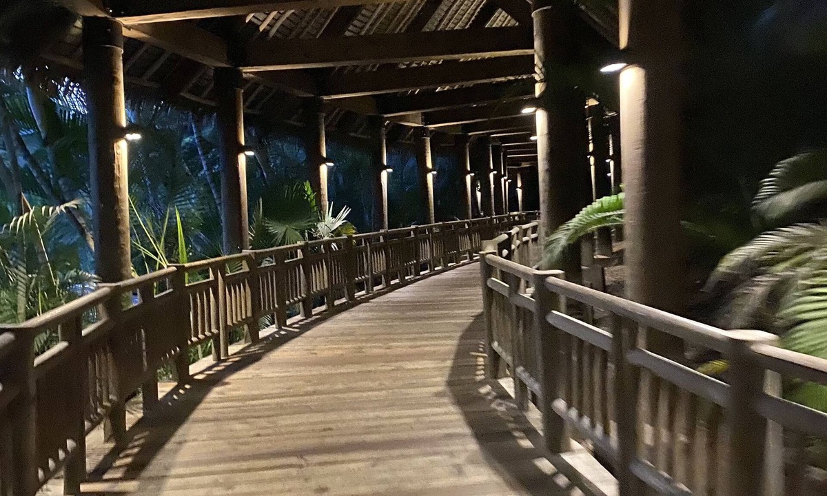 Bajio Resort | Ocean front resort on Mexican-open golf course with buy one get 1/2 price on2nd