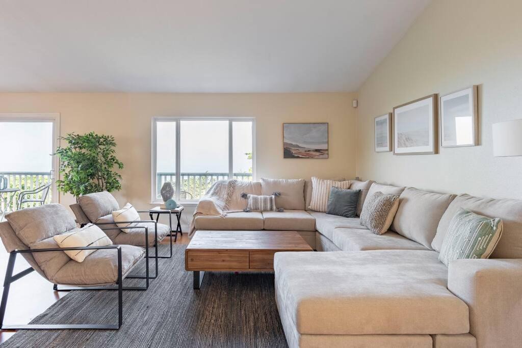 Edgemar - Pacific Manor House | Ocean View Retreat Mins to Beaches & Trails