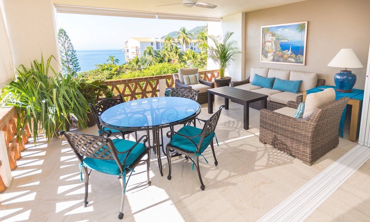 Manzanillo Condo | OCEAN VIEWS GALORE!