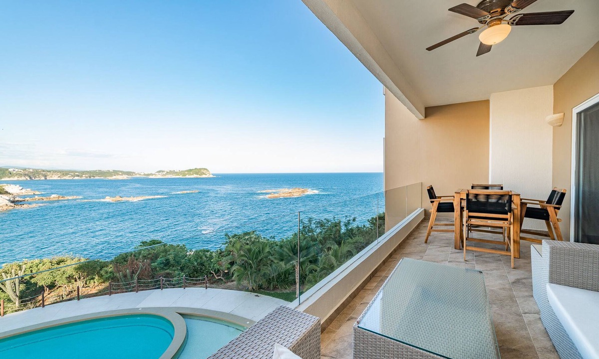 Santa Maria Huatulco Condo | Oceanfront Oasis Close to Beach w/Two Pools