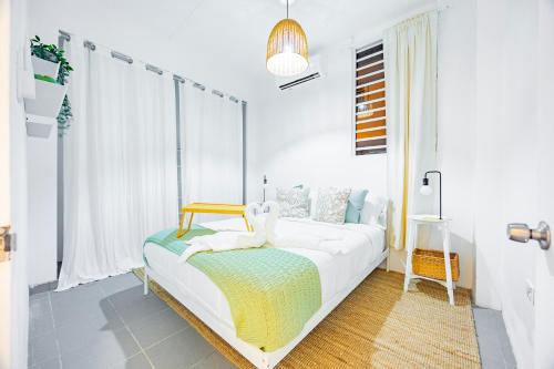 Arecibo Pueblo House | Oceanview Escape Private Pool Villa