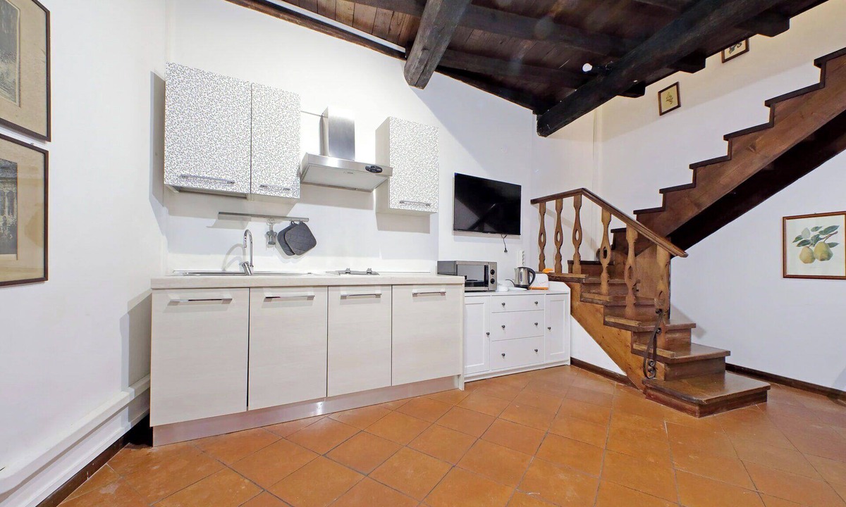 Rione VIII Sant'Eustachio Apartment | Pantheon Studio