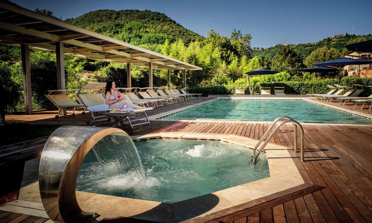 Bagni di Lucca Hotel | Park Hotel Regina