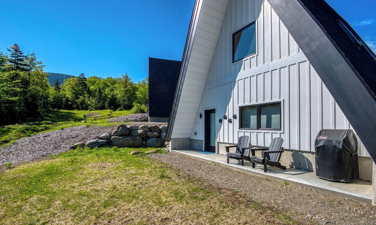 Sandy River House | Parmachenee A-Frame #10 | Ski-in/out at Saddleback