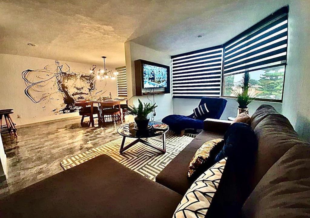 Zapopan Apartment | PH Grande, Piso Completo 100% Remodelado Zona Expo