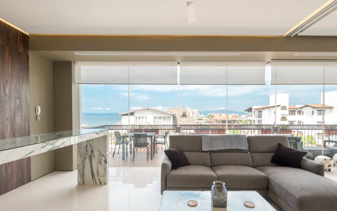 Romantic Zone Apartment | Pier 57-601 - Chic 1 bed 2 bath Best Ocean Views Zona Roman