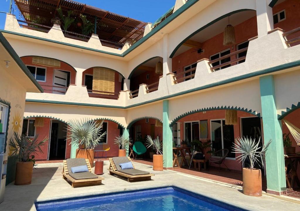 Barra de Colotepec Villa | Pineapple Mansion