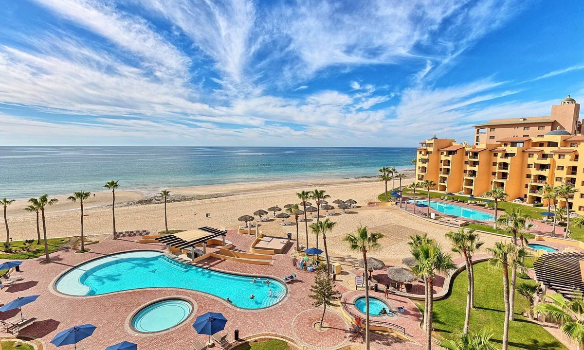 Puerto Penasco Condo | Princesa Resort Puerto Penasco Beachfront Penthouse - Right on the Beach! - Heated Pool