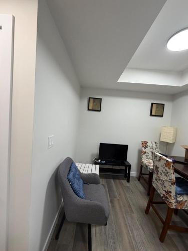 North Central Edmonton Apartment | Private Basement Suite Near NAIT & Downtown