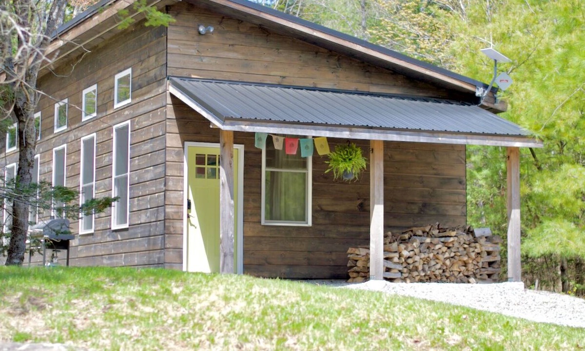 Appleton Cabin | Private modern cabin nestled in the woods with hiking trails in Midcoast Maine