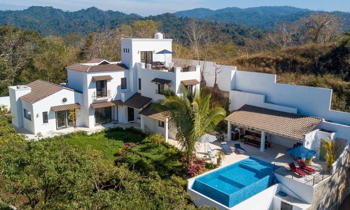 North End House | Private, ocean view, gourmet kitchen
