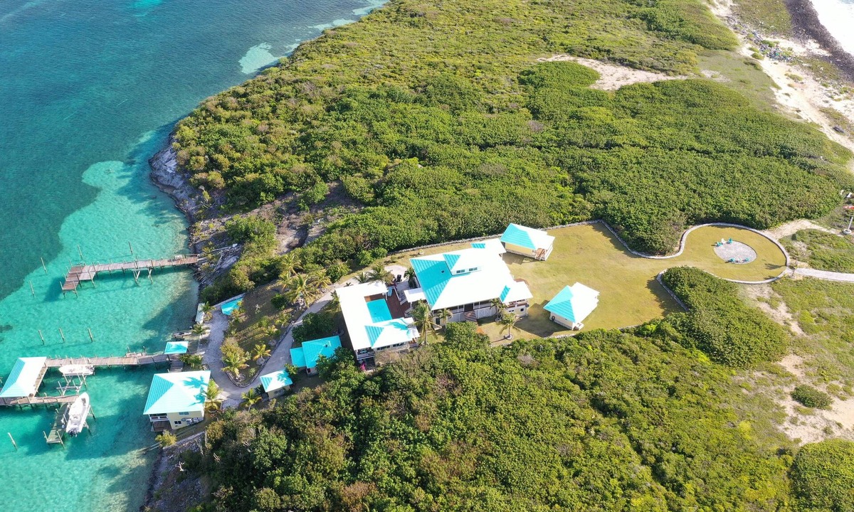 Lubbers Quarters Cay House | Private Paradise with Deep Water Dock-Ocean, Bay, Tilloo Cut