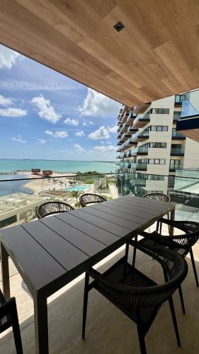 Progreso Municipality Apartment | Progreso Luxury Oceanfront Condo at Yucalpetén Resort Marina