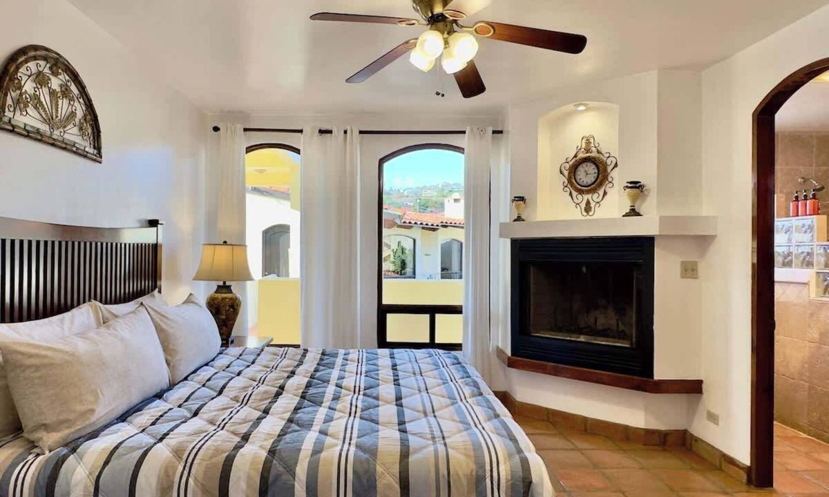Playas de Rosarito Apartment | Puerto Nuevo Surf Villa Flores 2BR with pool
