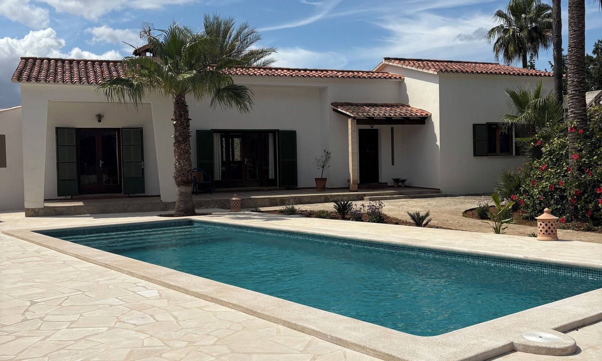 Manacor House | Quiet holiday villa ideal for families