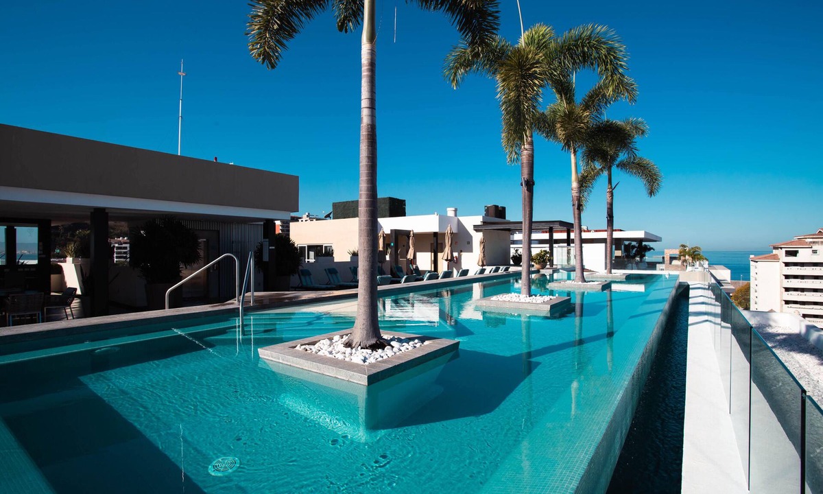 Emiliano Zapata Condo | Quiet Mountain View in Romantic Zone | Pool, Gym