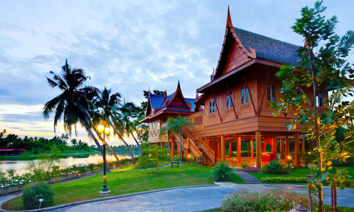 Sam Phran Hotel | RK Riverside Resort & Spa