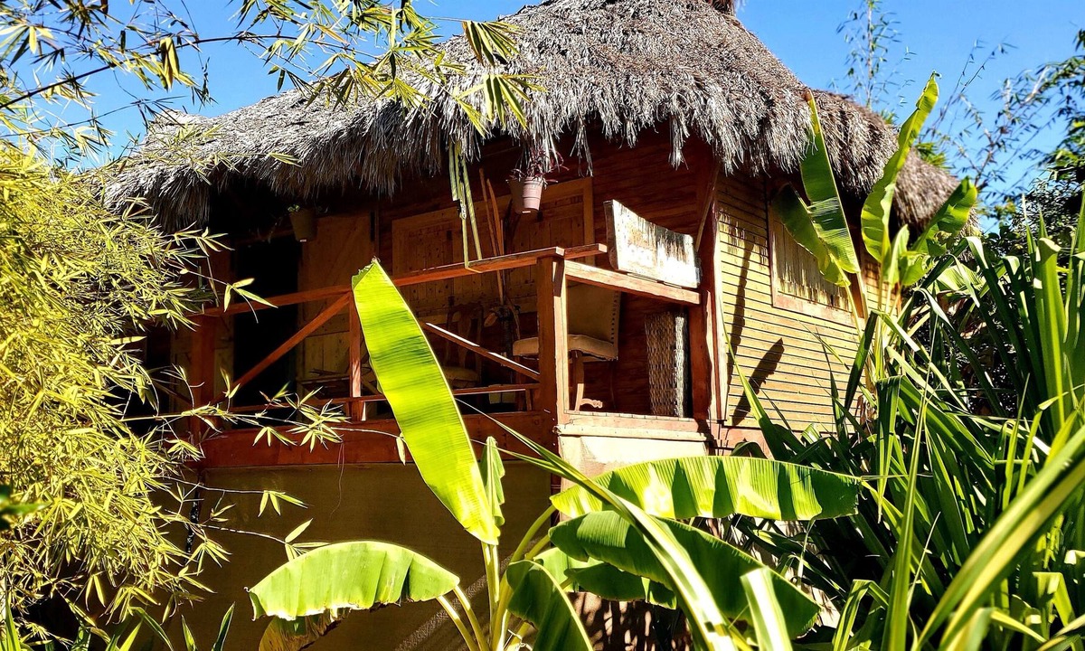 Barra de Navidad Ski Chalet | Rustic Cabaña with pool (Primavera)