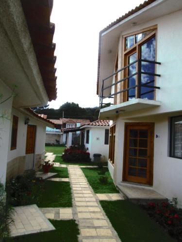 San Martin House | San Jose Olympia