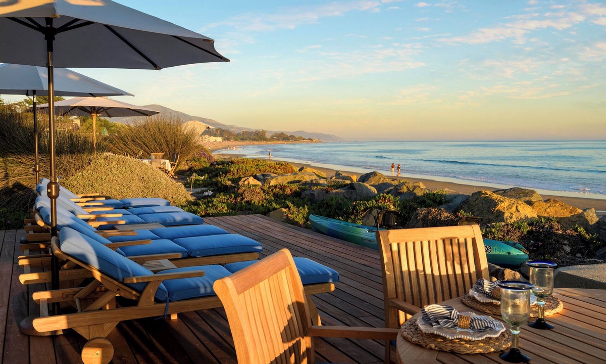 Carpinteria House | Sandyland Cove Beach Cottage - Exclusive Oceanfront Sanctuary