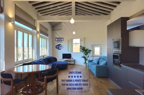 Campi Bisenzio Apartment | Santo Stefano - Vista su Castello Medievale