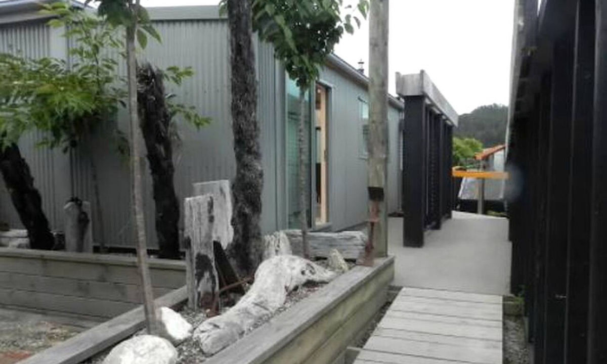 Okarito Cabin | Secluded Seafront Getaway near Southern Alps of New Zealand