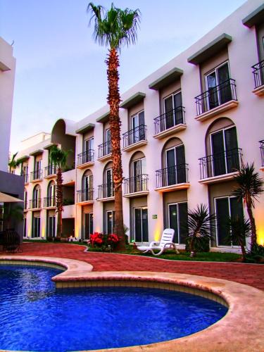 Ampliacion Juarez Hotel | Seven Crown Express & Suites by Kavia