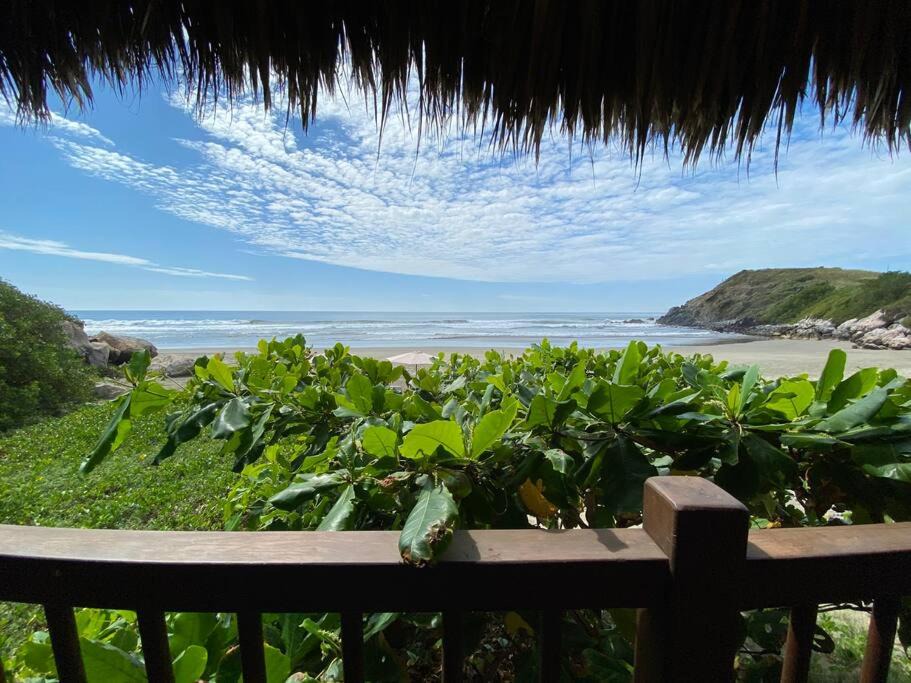 Zihuatanejo de Azueta House | Siete Piedras Beachfront Village