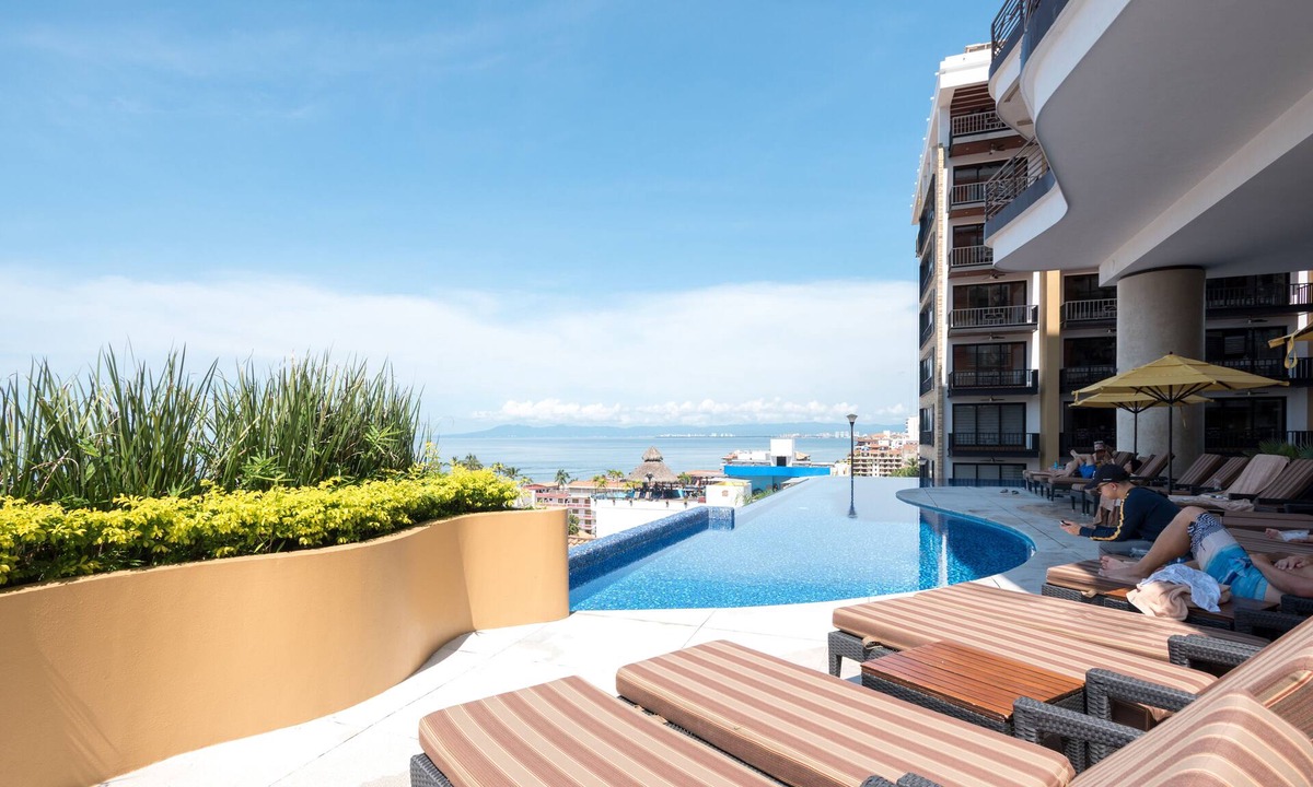 Signature Pinnacle Ocean | Romantic Zone