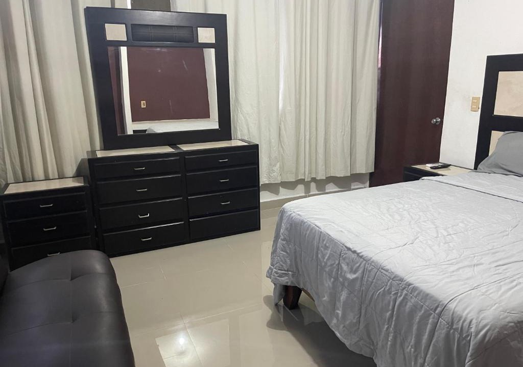 Lazaro Cardenas Apartment | SKY DEPA