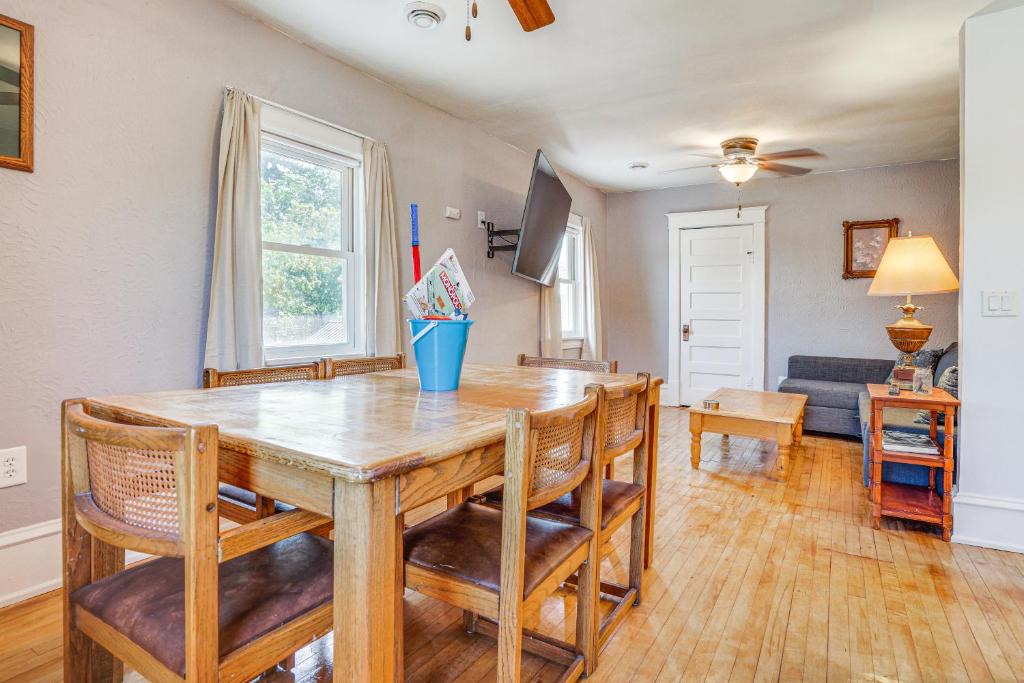 Mound Apartment | Snowmobile Trail On-Site: Waterfront Mound Gem!