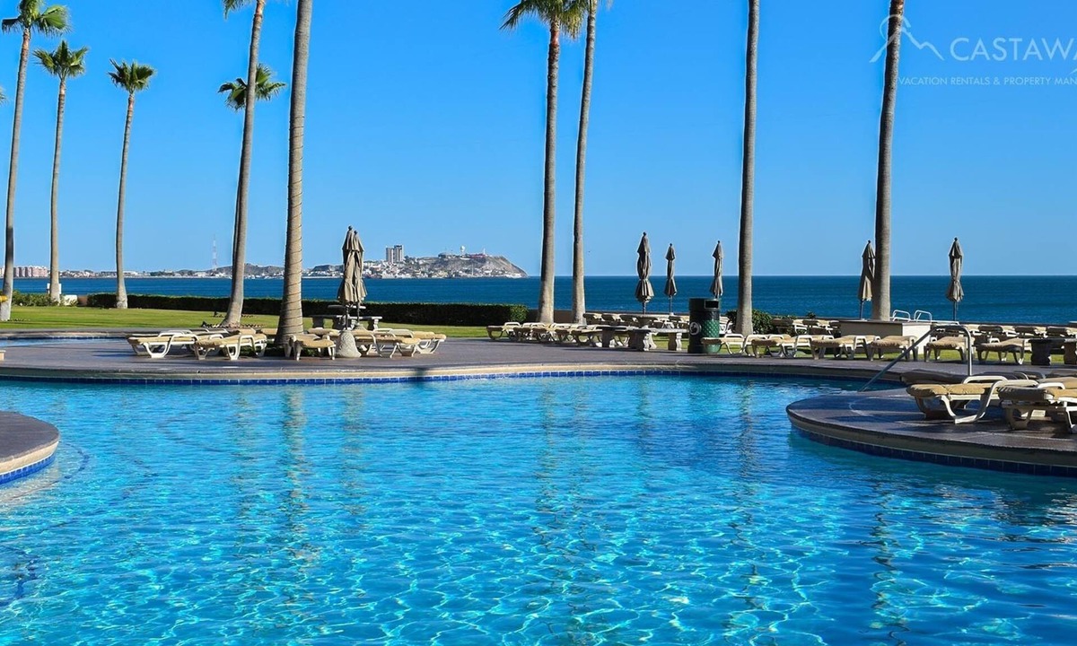 Sandy Beach Condo | Sonoran Spa W102 - 2 BR Next to the Pool, High Speed Wi-Fi - Beachfront Ground Floor Luxury Condo