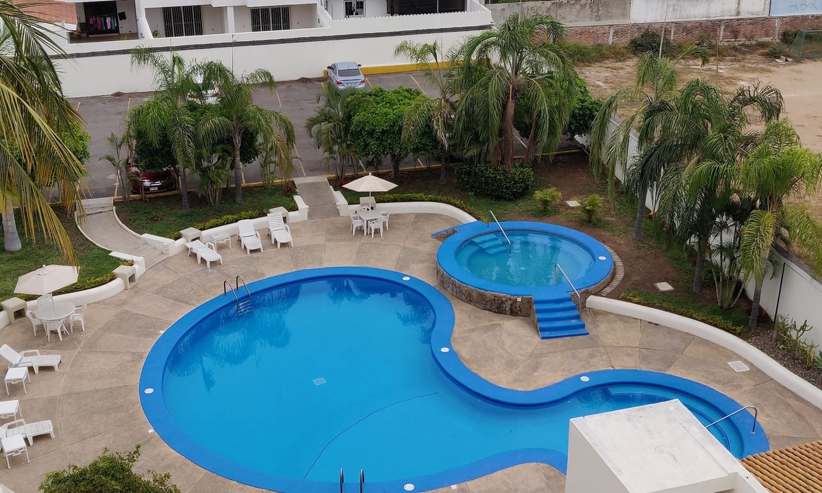 Lomas de Mazatlan Apartment | Spacious condominium in the Golden Zone, a 5-minute walk from the beach!