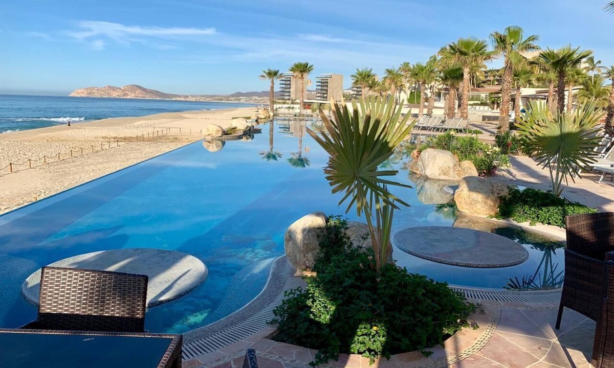 El Medano Ejidal Resort | "Spectacular " swimmable Medano Beach