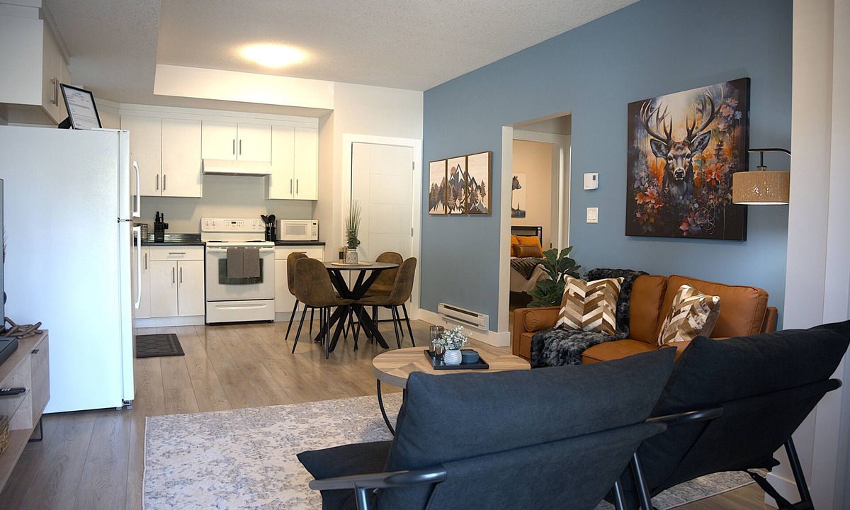 Regional District of Nanaimo Apartment | Stay at Silver Mountain Drive
