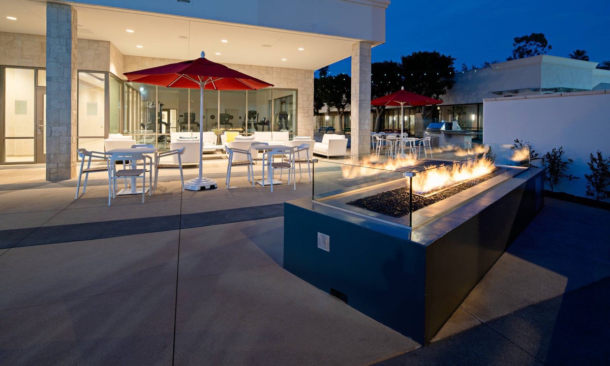 Harbor Hotel | Staybridge Suites Long Beach Airport by IHG