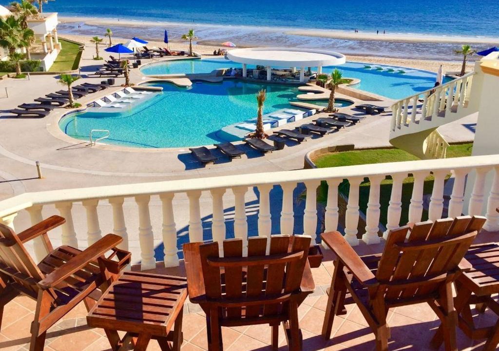 Sandy Beach Villa | Stunning 4 Bedroom Beach Villa on Sandy Beach at Las Palmas Beach Resort V14 villa