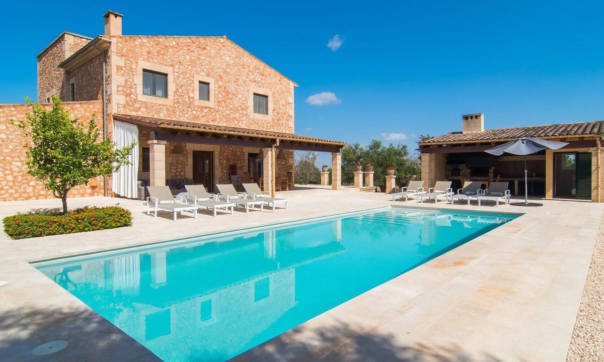 Campos House | Stunning home in Campos with private swimming pool, can be inside or outside