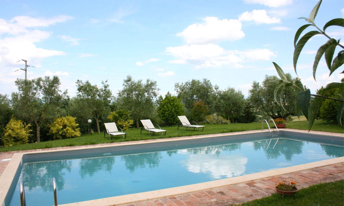 Montepulciano Villa | Stunning private villa for 14 guests with private pool, WIFI, TV and parking