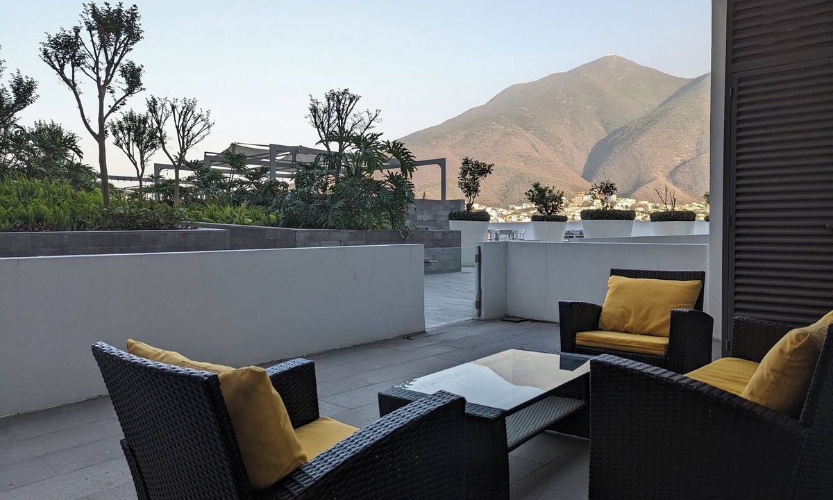 Monterrey Municipality Apartment | Stunning views of Landmark Cerro de La Silla. Pool & Gym