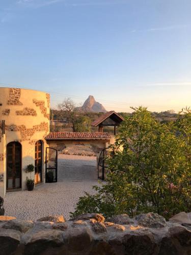 Bernal Hotel | Suites Campestres Montebello