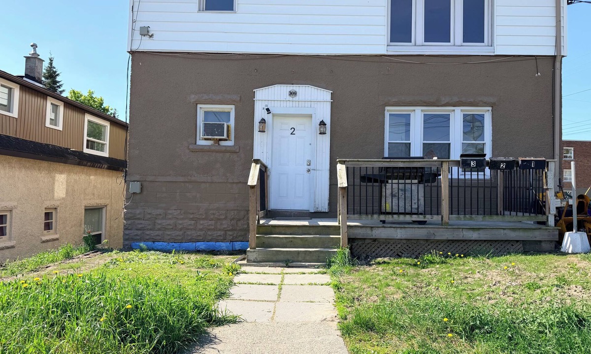 Sudbury Apartment | Summer vacation