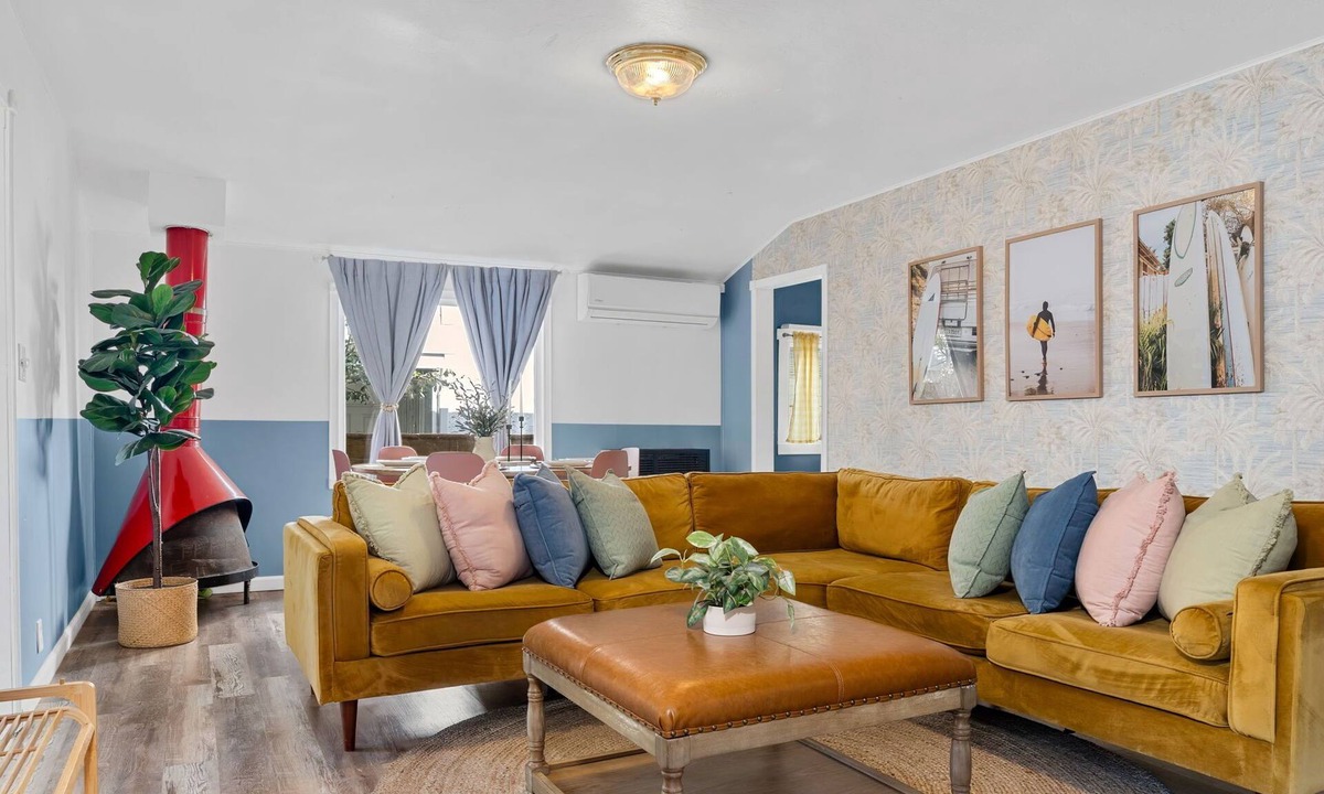Huntington Beach House | Sunset Bungalow - WALK TO SUNSET BEACH
