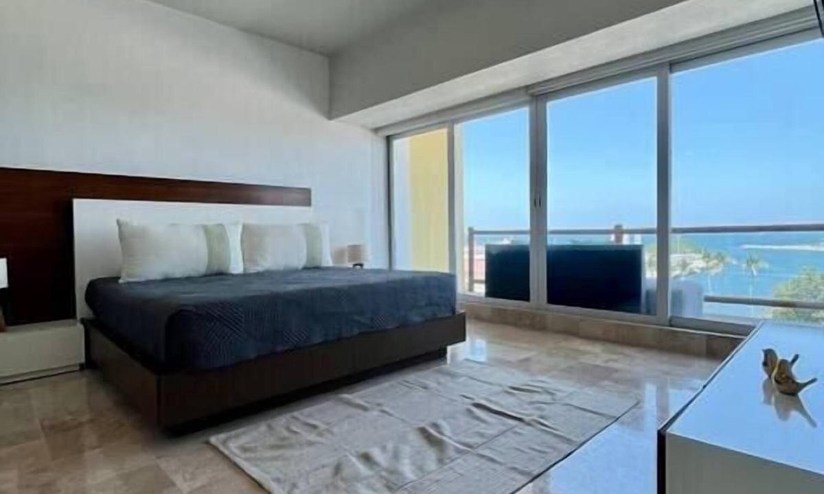 Palmar de Aramara Condo | The best view of the cruise ships