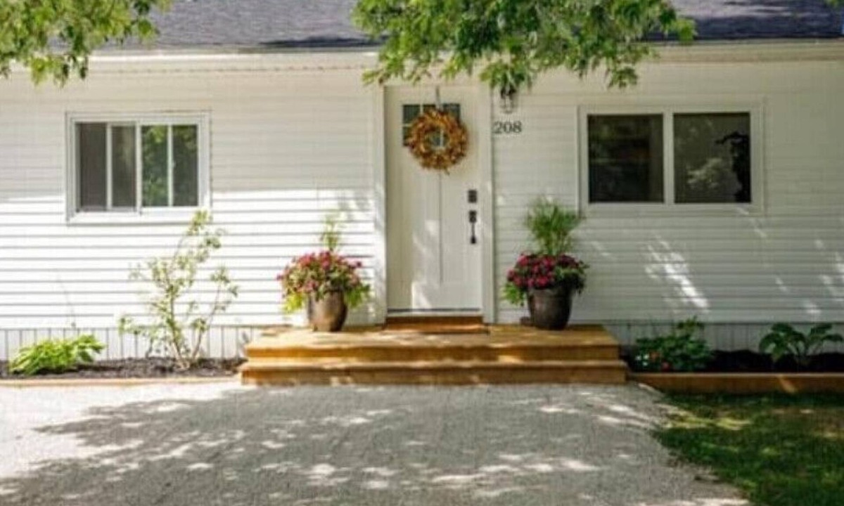Eugenia Cottage | The Golden Getaway